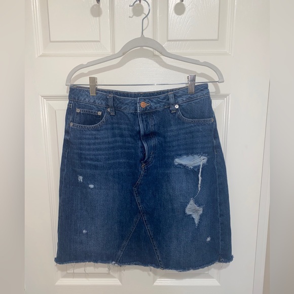 H&M Dresses & Skirts - H&M High Waist Denim Skirt